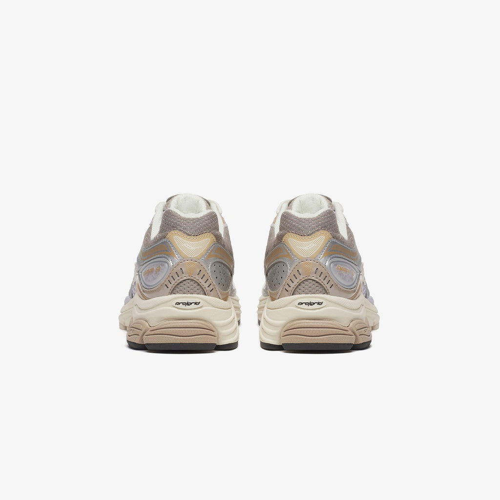 Saucony Unisex Progrid Omni 9 | White / Beige