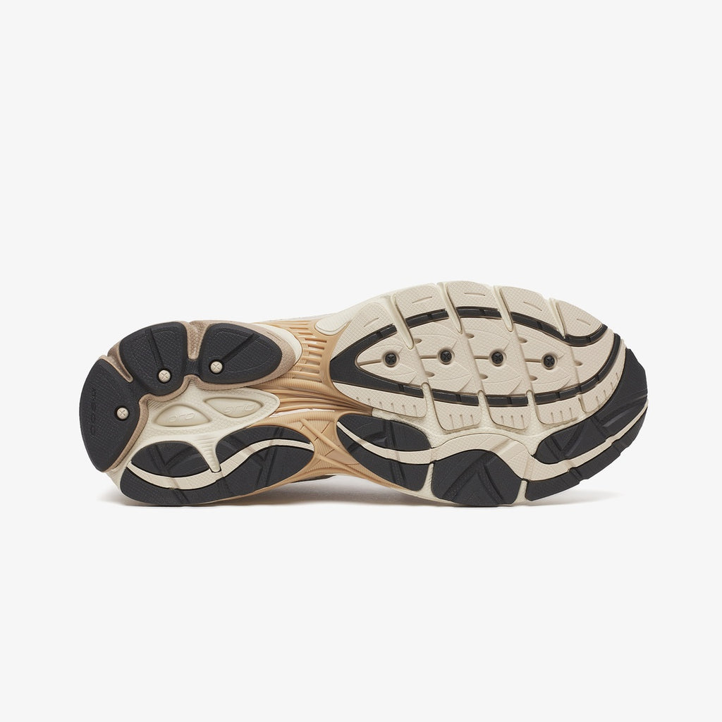 Saucony Unisex Progrid Omni 9 | White / Beige