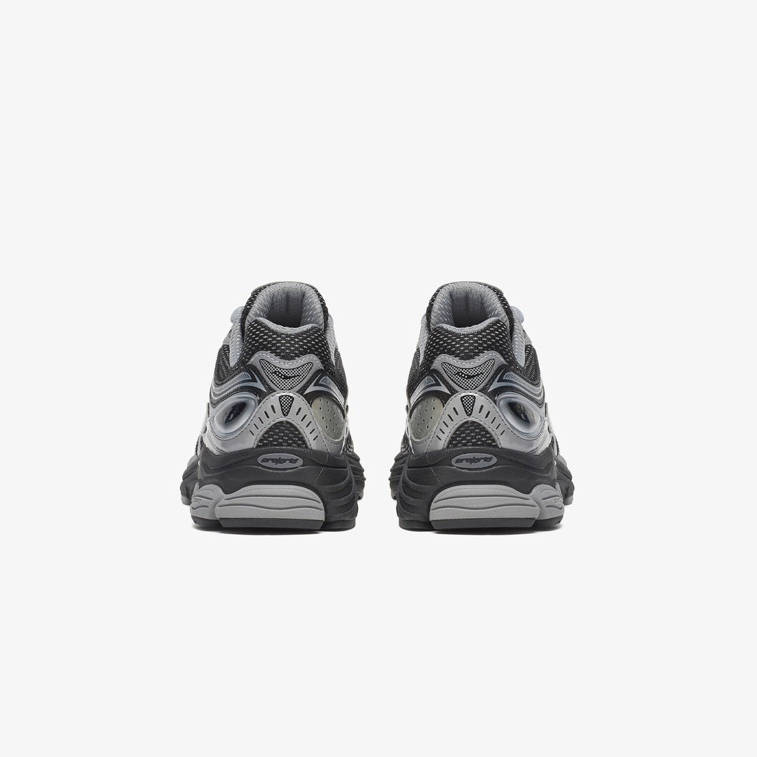 Saucony Unisex Progrid Omni 9 | Black / Silver